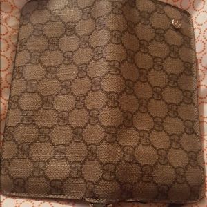 🛑SOLD🛑 Gucci continental wallet with zipper